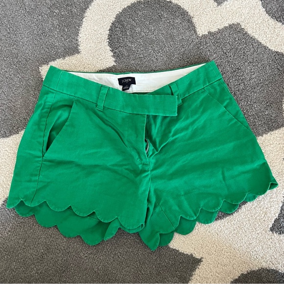 J Crew Factory scalloped shorts, green, EUC - Picture 1 of 4